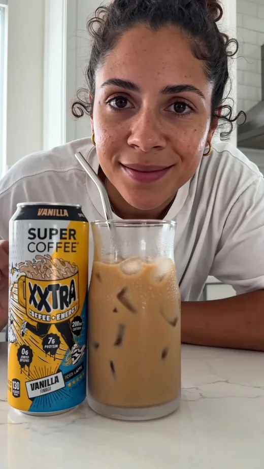 Iced Drink Build — Ice, Pour, Swirl, Sip